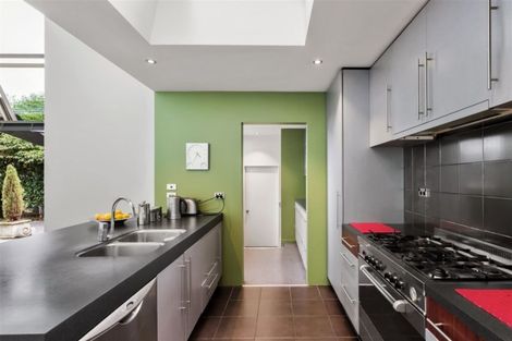 Photo of property in 8 Elmwood Road, Strowan, Christchurch, 8052