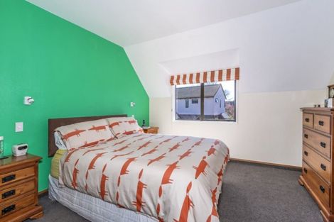 Photo of property in 27 Dovedale Avenue, Ilam, Christchurch, 8041