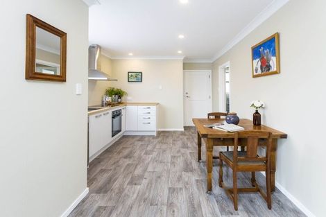 Photo of property in 380 Cambridge Terrace, Naenae, Lower Hutt, 5011