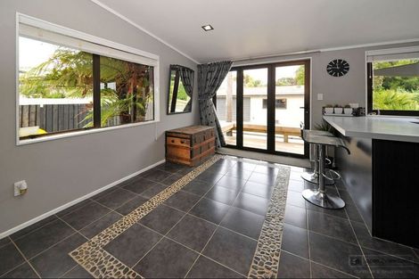 Photo of property in 34 Taihiki Road, Clarks Beach, 2122