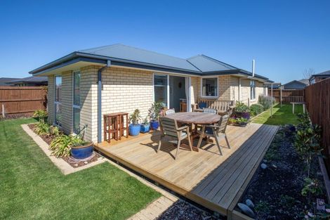 Photo of property in 9 Andesite Drive, Rolleston, 7614