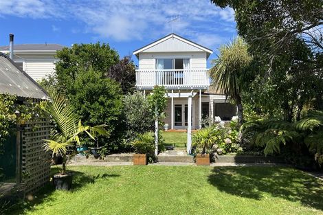 Photo of property in 26 Stoke Street, Sumner, Christchurch, 8081