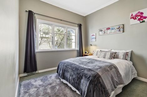 Photo of property in 19 Cavendish Square, Strathmore Park, Wellington, 6022
