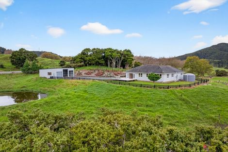 Photo of property in 109 Mountain Road, Maungaturoto, 0587