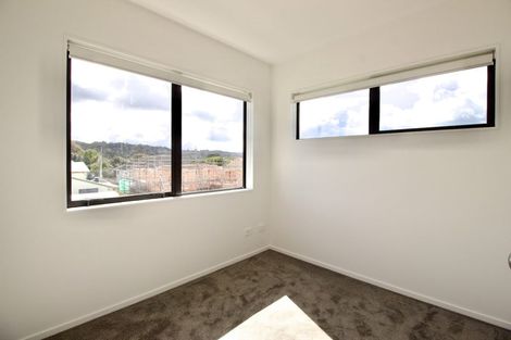 Photo of property in 111b Lancaster Road, Beach Haven, Auckland, 0626