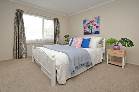 Photo of property in 11/56 Larnoch Road, Henderson, Auckland, 0610