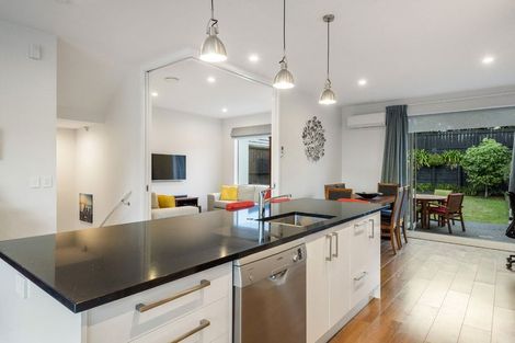 Photo of property in 15 Sunview Street, Silverdale, 0932