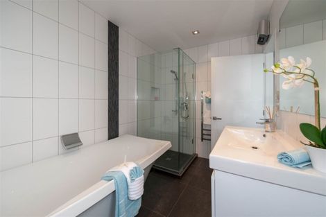 Photo of property in 34 Kilmarnock Street, Riccarton, Christchurch, 8011