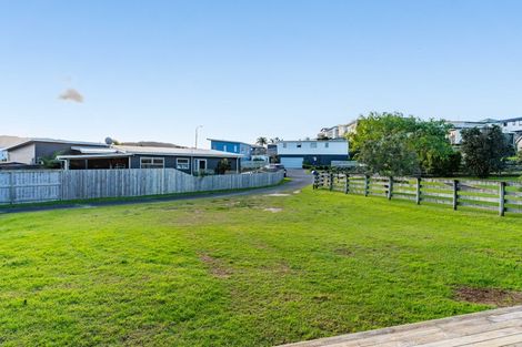 Photo of property in 4b Beachcomber Road, Mangawhai Heads, Mangawhai, 0505