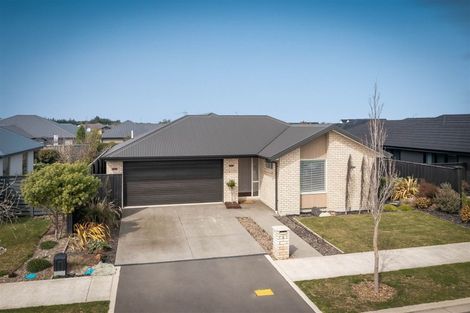 Photo of property in 14 Lansdowne Way, Rolleston, 7615