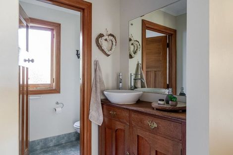 Photo of property in 502 Stoney Creek Road, Kelvin Grove, Palmerston North, 4470