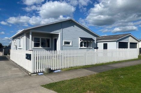 Photo of property in 373 Carrington Street, Upper Vogeltown, New Plymouth, 4310