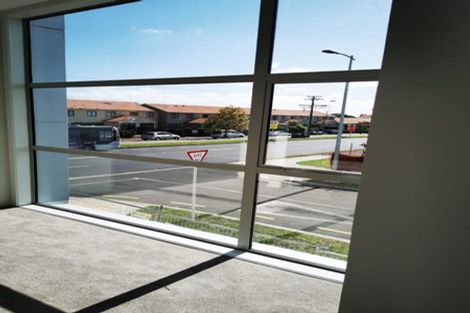 Photo of property in 1 Folkes Lane, New Lynn, Auckland, 0600