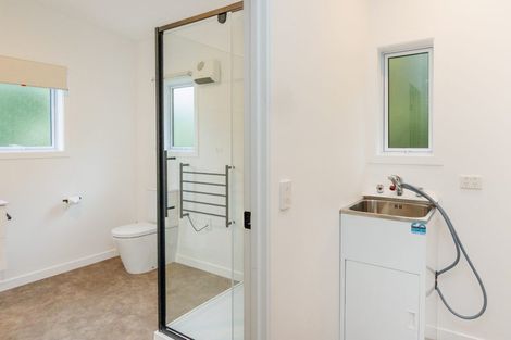 Photo of property in 35 Oram Drive, Turitea, Palmerston North, 4472