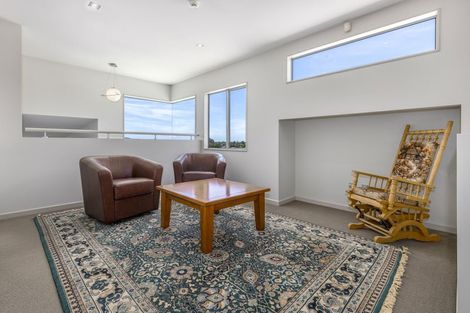Photo of property in 12 Charlotte Way, Raumati South, Paraparaumu, 5032