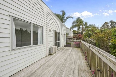 Photo of property in 44 Borneo Drive, Fairview Heights, Auckland, 0632