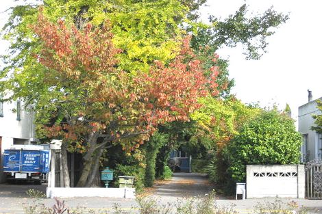Photo of property in 5b Memorial Avenue, Ilam, Christchurch, 8053