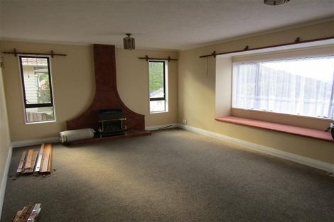 Photo of property in 12 Satara Crescent, Khandallah, Wellington, 6035