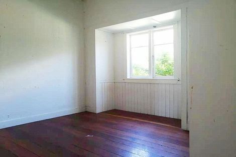 Photo of property in 55 Margan Avenue, New Lynn, Auckland, 0600