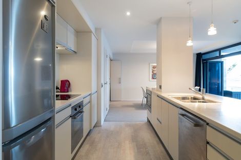 Photo of property in 12/48 Marine Parade, Mount Maunganui, 3116