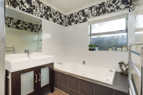 Photo of property in 28a Heatley Avenue, Hokowhitu, Palmerston North, 4410