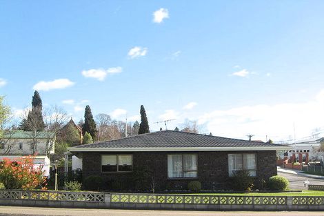 Photo of property in 1 Saint Marys Road, Waipukurau, 4200