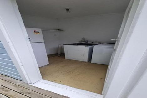 Photo of property in 16 Lindum Terrace, Roseneath, Wellington, 6011