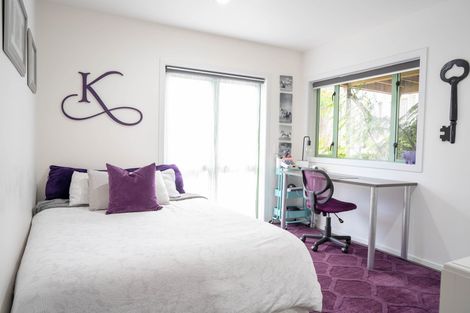 Photo of property in 1/4 Richards Avenue, Forrest Hill, Auckland, 0620