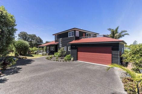 Photo of property in 13 Coutts Road, Pauanui, Hikuai, 3579