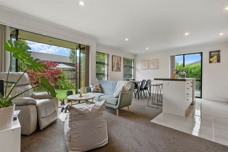 Photo of property in 11 Rainey Crescent, Papamoa Beach, Papamoa, 3118