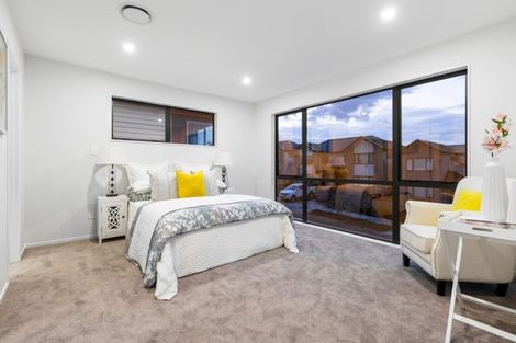 Photo of property in 19 Kearns Drive, Hobsonville, Auckland, 0616