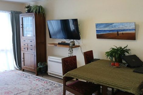 Photo of property in 15 Carthew Street, Feilding, 4702