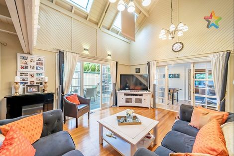 Photo of property in 7 Hinau Street, Woburn, Lower Hutt, 5010