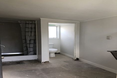 Photo of property in 61 Kauri Road, Stanmore Bay, Whangaparaoa, 0932