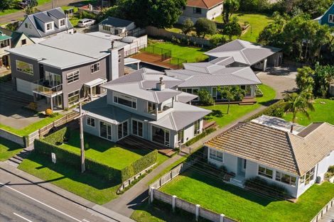 Photo of property in 41 Moana Road, Okitu, Gisborne, 4010