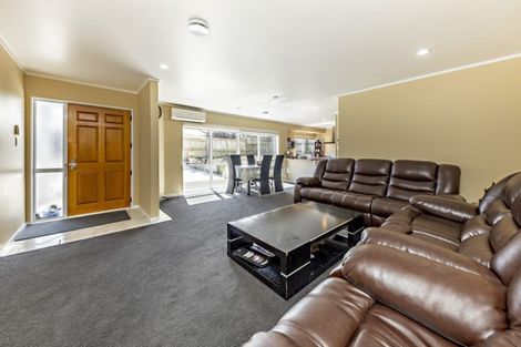 Photo of property in 1/47 Great South Road, Manurewa, Auckland, 2102