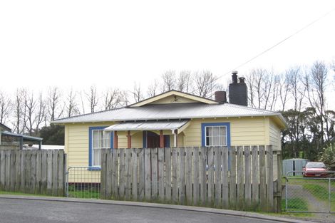 Photo of property in 6 Ford Street, Stratford, 4332