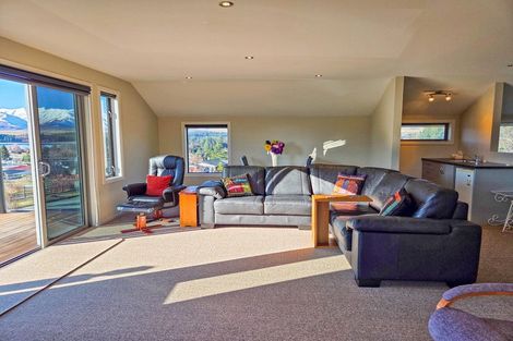 Photo of property in 35 Aorangi Crescent, Lake Tekapo, 7999