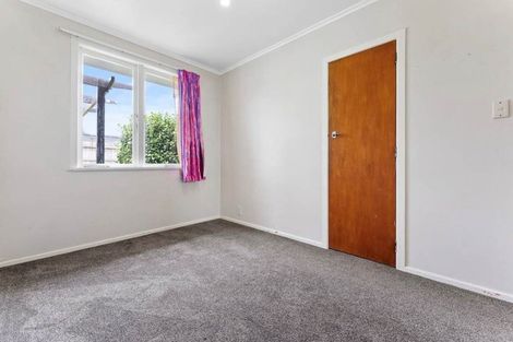Photo of property in 536 Glenfield Road, Glenfield, Auckland, 0629