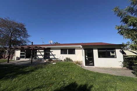 Photo of property in 39 Upham Crescent, Taradale, Napier, 4112