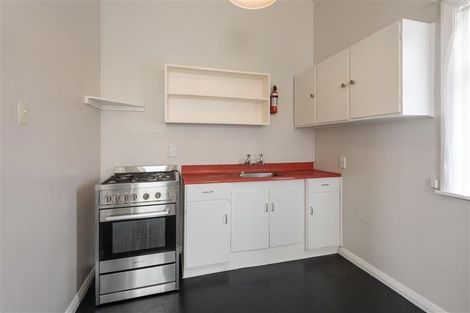 Photo of property in 4a/8 Howard Street, Mount Cook, Wellington, 6021