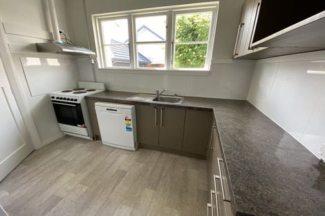 Photo of property in 3 Huia Street, Riccarton, Christchurch, 8041