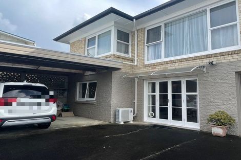 Photo of property in 1/31 Bayview Road, Browns Bay, Auckland, 0630