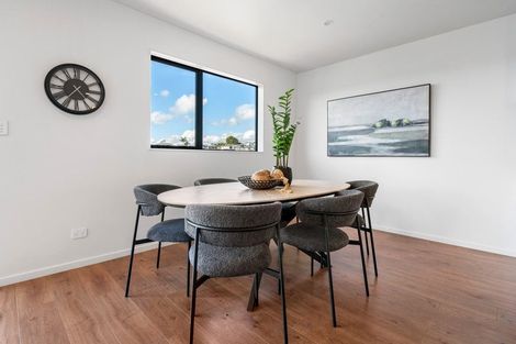 Photo of property in 25 Baumea Rise, Massey, Auckland, 0614