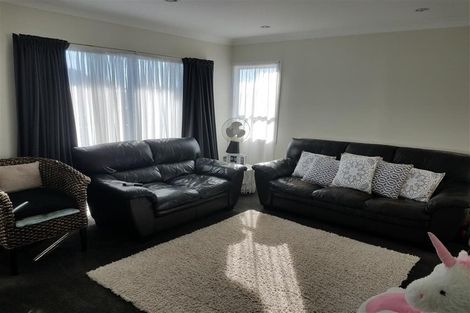 Photo of property in 44 Alabaster Drive, Papatoetoe, Auckland, 2025