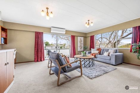 Photo of property in 107 Tirohanga Road, Tirohanga, Lower Hutt, 5010