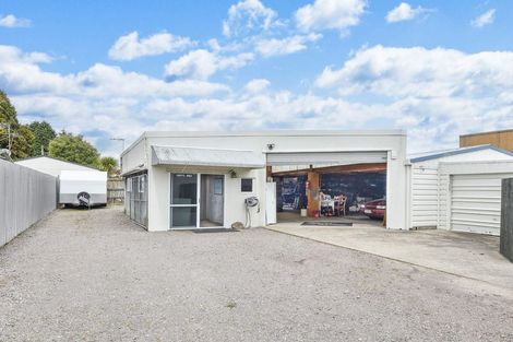 Photo of property in 11 Russell Road, Fairy Springs, Rotorua, 3015