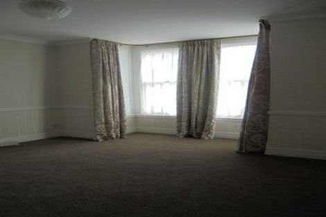 Photo of property in 127 Tasman Street, Mount Cook, Wellington, 6021