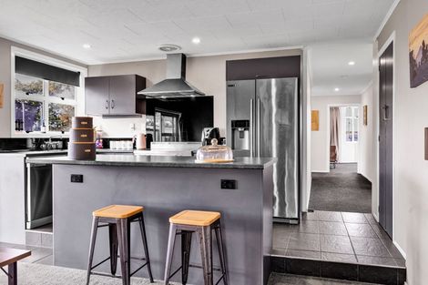 Photo of property in 135 Turuturu Road, Hawera, 4674