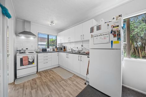 Photo of property in 2/397 Roscommon Road, Clendon Park, Auckland, 2103
